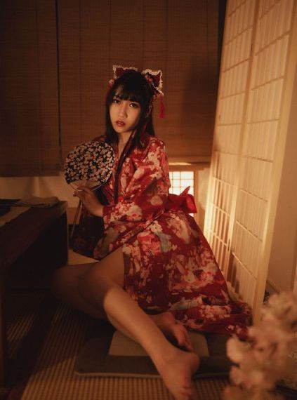 欧美人体大尺大胆_日韩在线播放专区